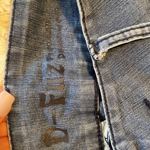 Denim Low Waisted Jeans - Picture 2 of 4